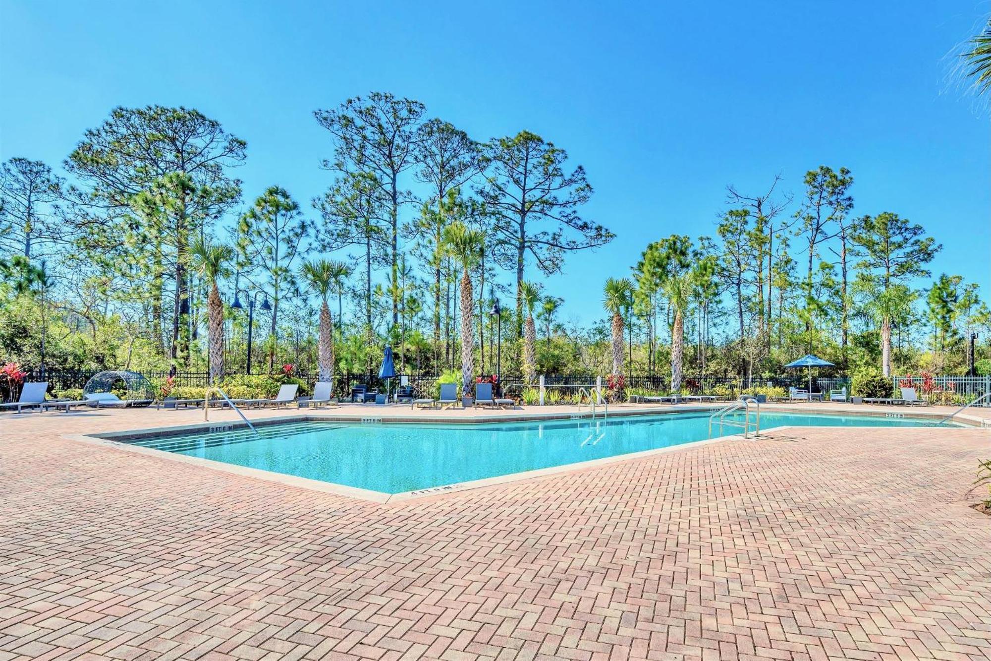 Modern 2Br Condo - Hot Tub And Pool - Near Disney Orlando Kültér fotó